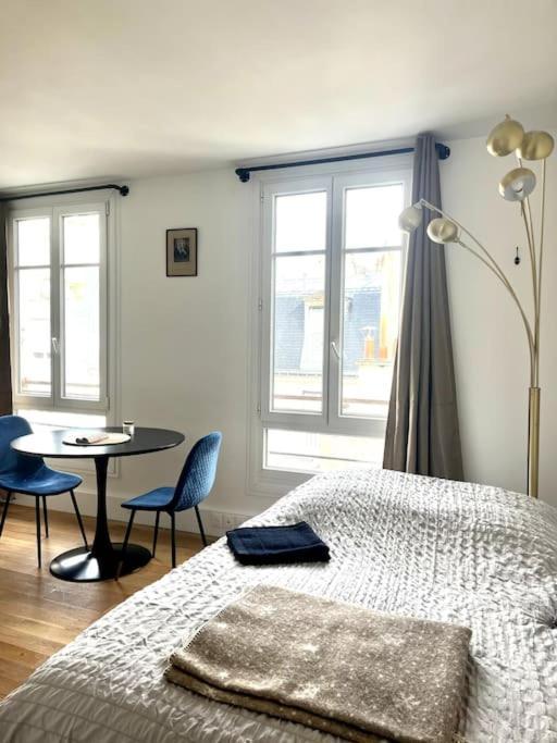 Eiffel Tower - Cosy Studio Париж Экстерьер фото
