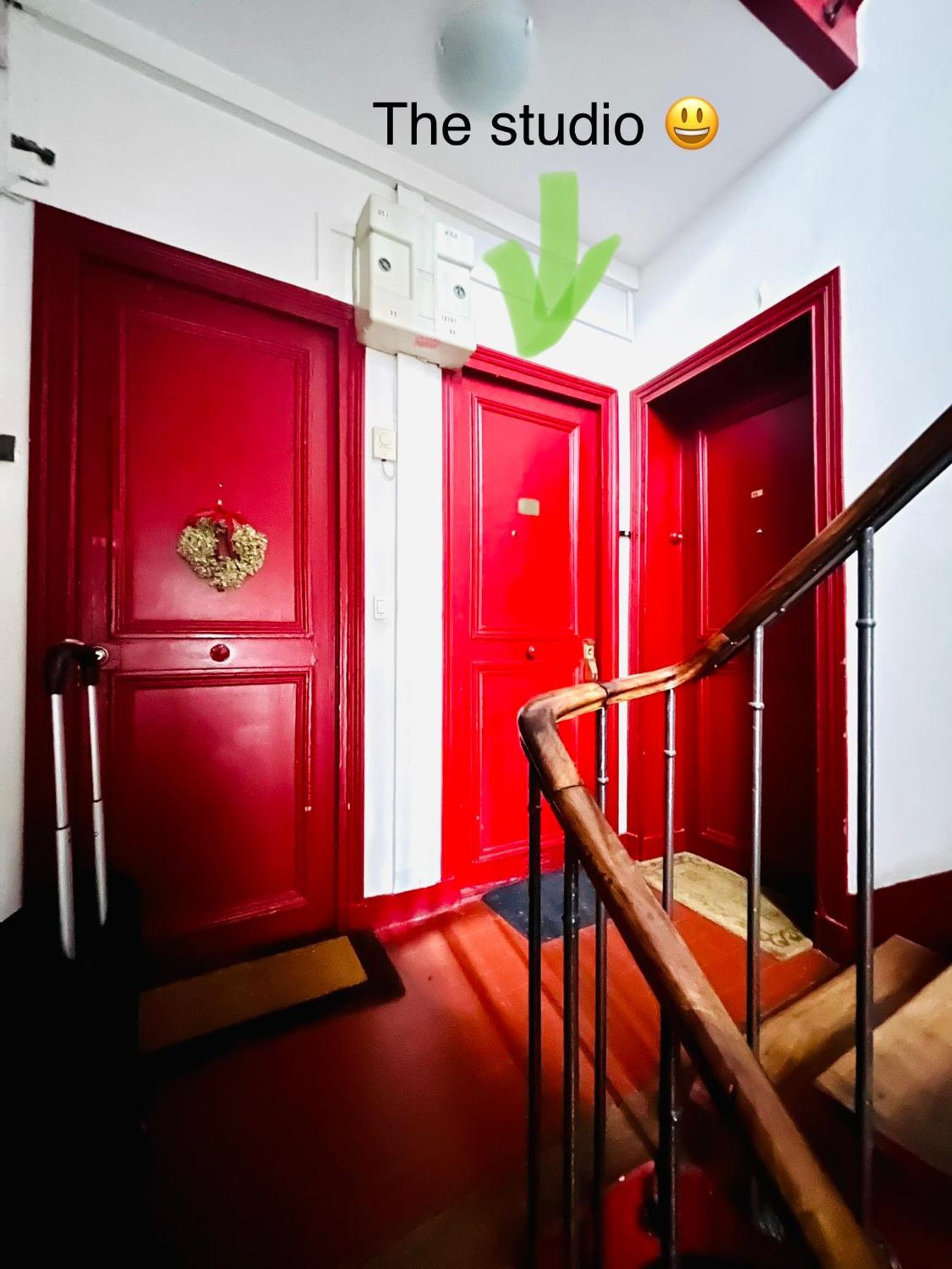 Eiffel Tower - Cosy Studio Париж Экстерьер фото